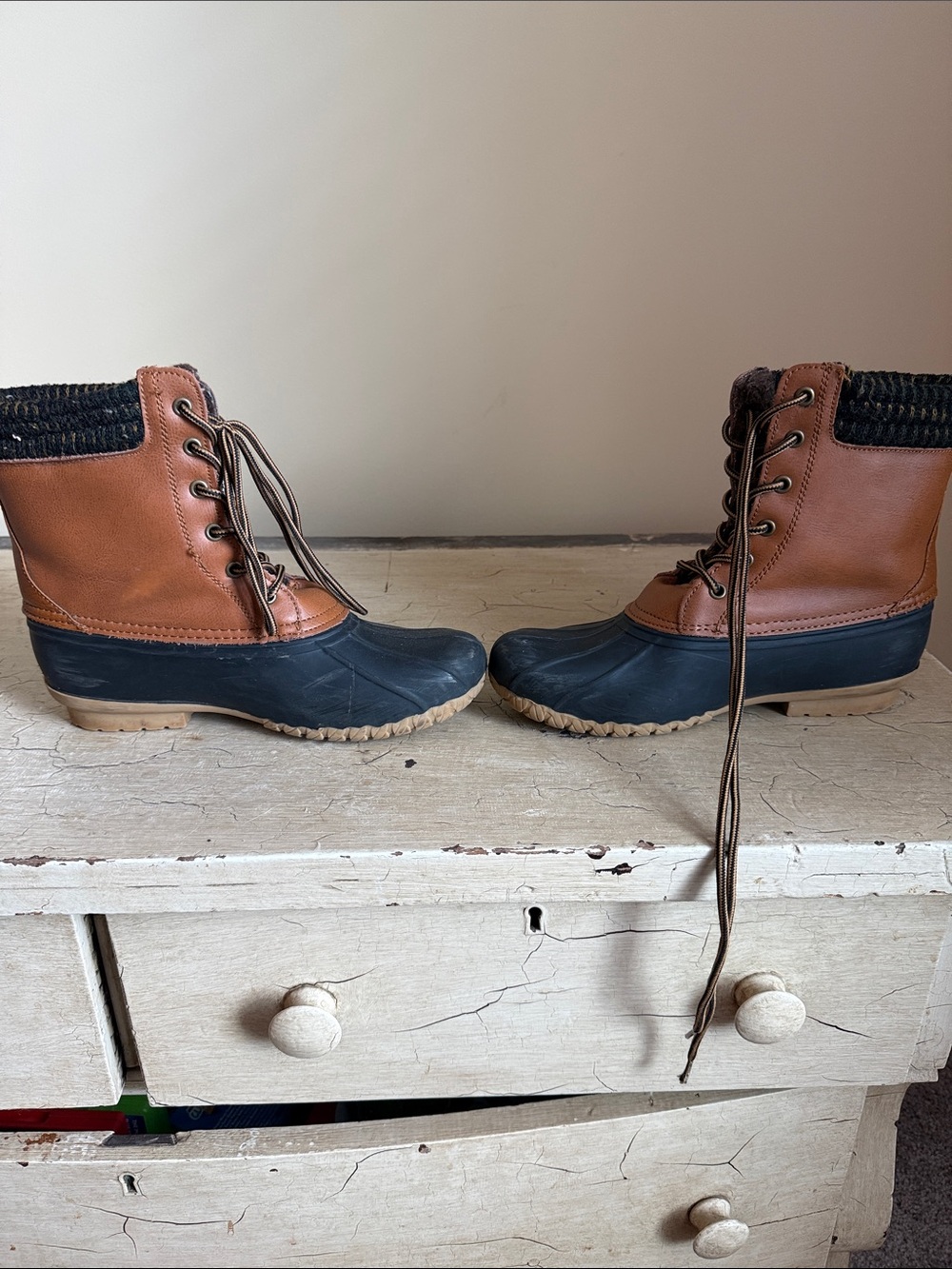 Magellan Outdoors Brown and Black Lace-Up Duck Boots